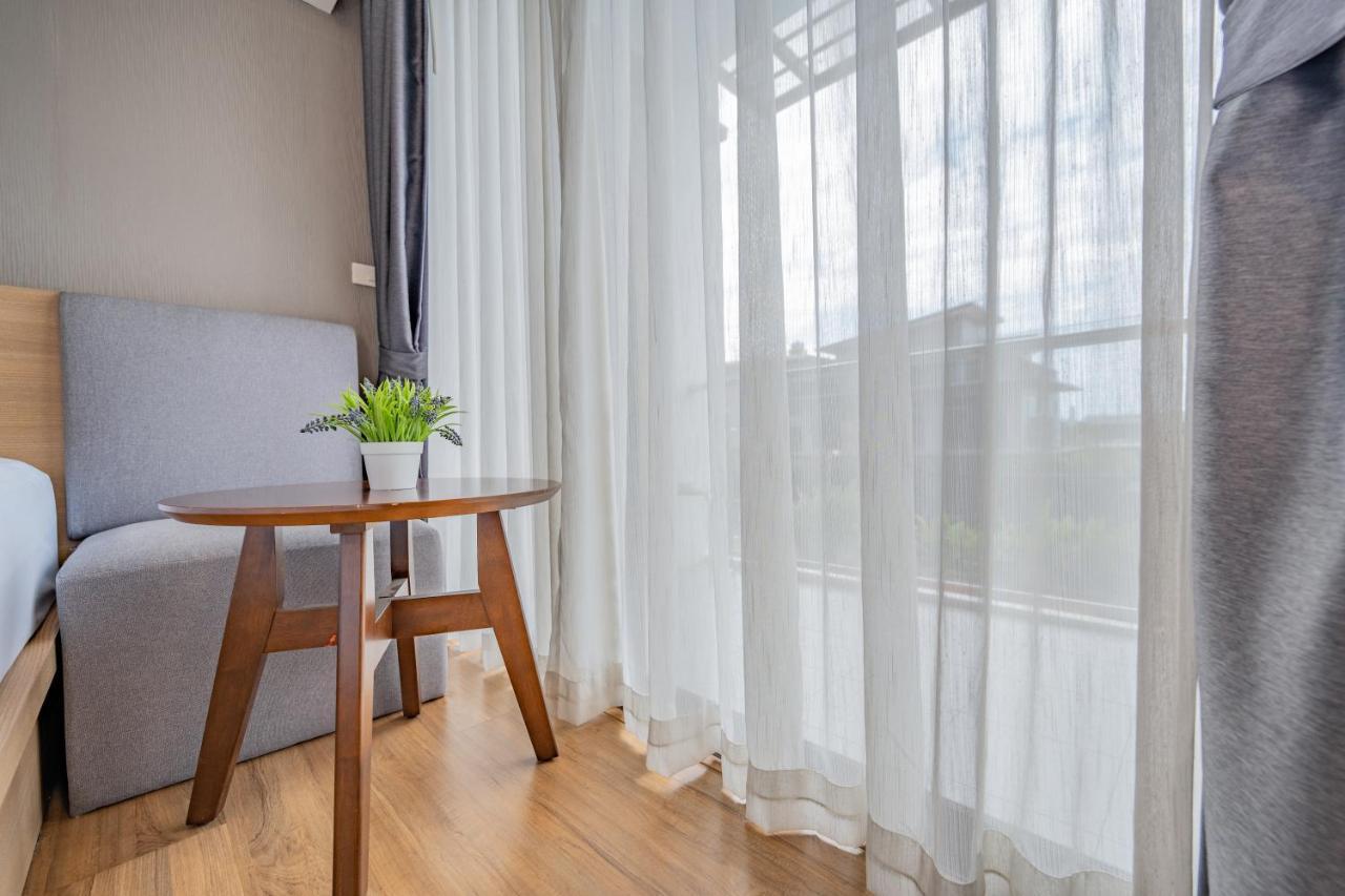 Raintree Condominium Чиангмай Екстериор снимка